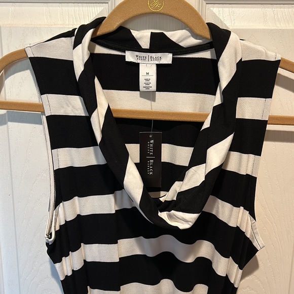 NWT - White House Black Market - sleeveless striped black and white - Picture 2 of 5